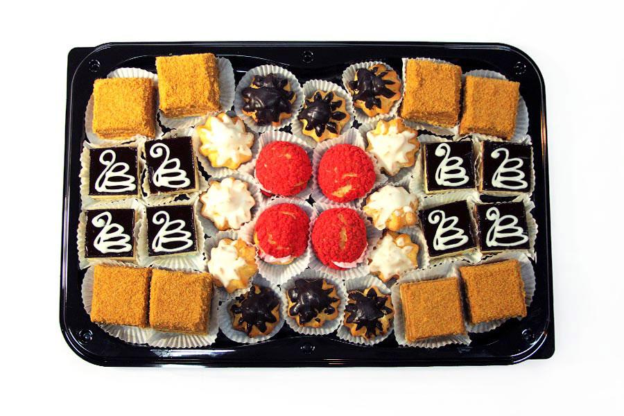 Assorted Combo Platter Desserts "Honeymoon" 960 g