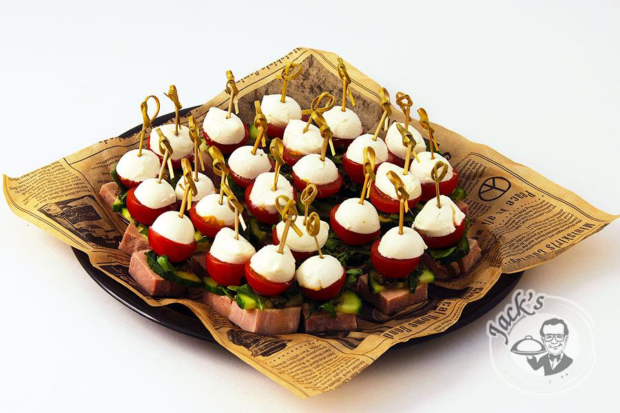 Deluxe Meat Canape "King's Power" 24 pcs