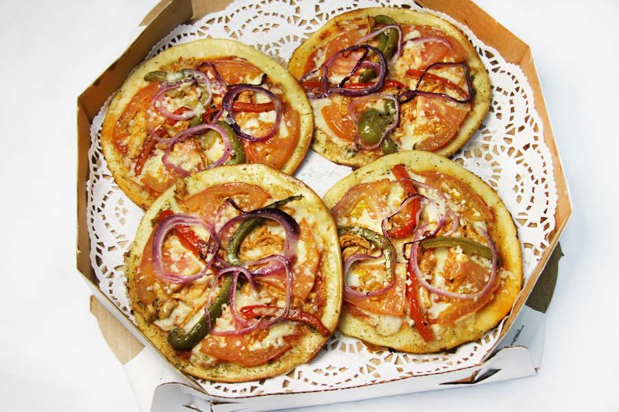 Mini-Pizzas (Pizzetti) "Barbecue Chicken" 13 cm, 4/8 pcs