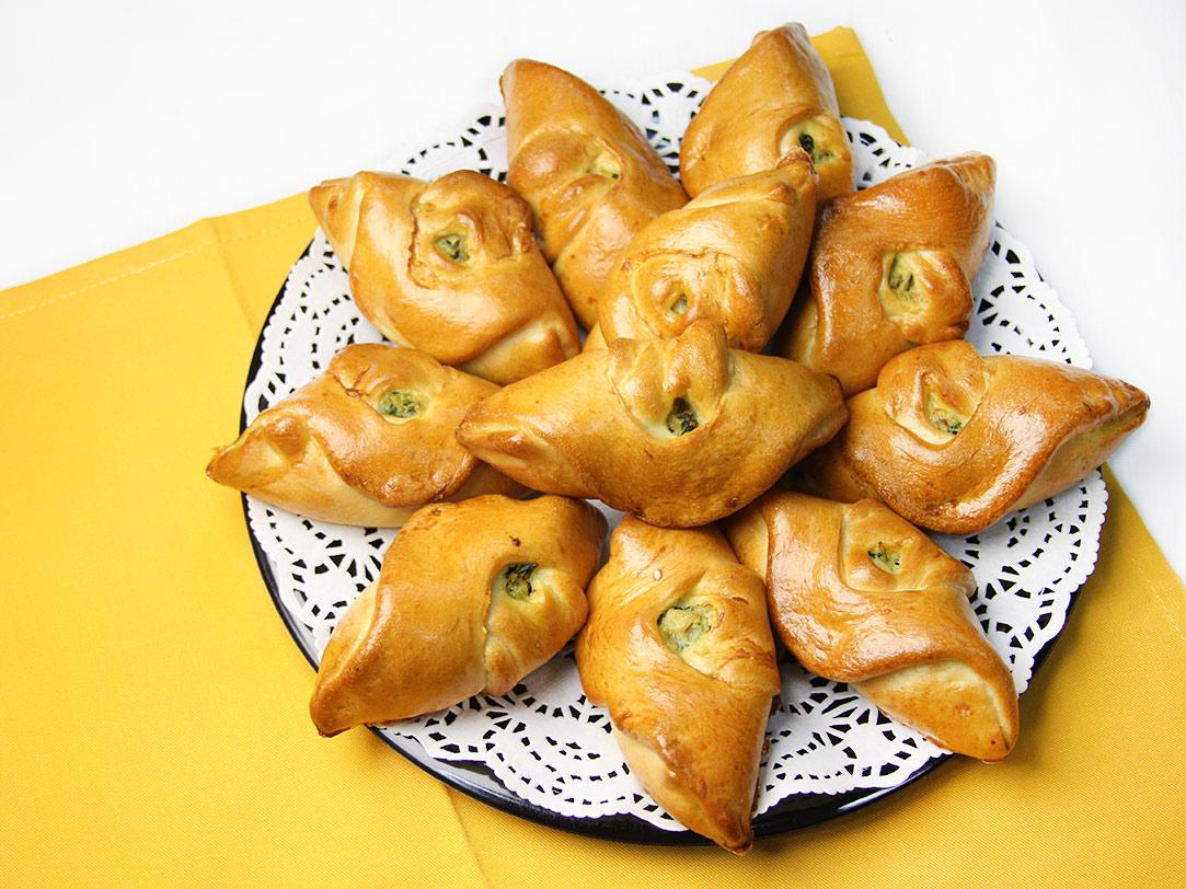 Piroshki with egg and onions "Peter the Great" 16/32/60 pcs
