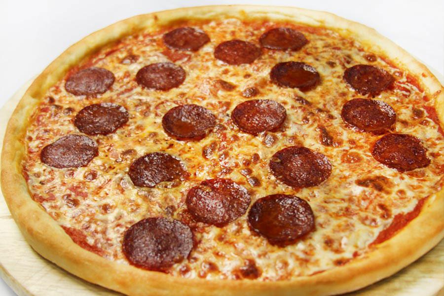 Thin Crust Pizza "Don Pepperoni" 35 cm