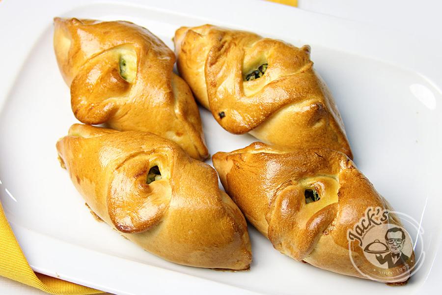 Piroshki with egg and onions "Peter the Great" 4 pcs